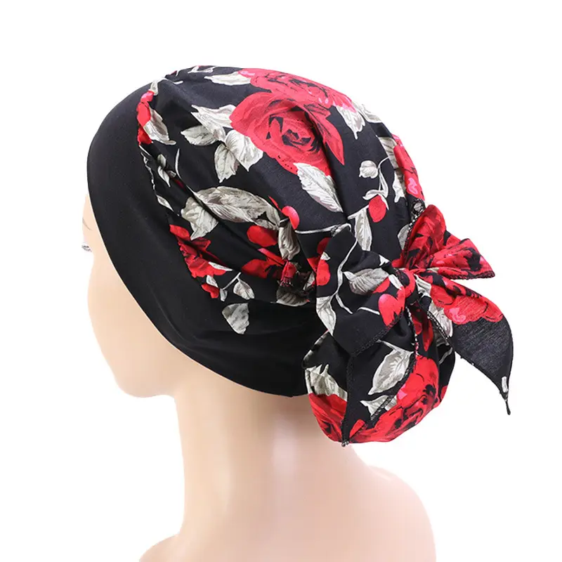 Vente en gros d'hijabs intérieurs imprimés de fleurs pour femmes nouveau foulard musulman turban bonnet prêt à porter islamique pour femmes enveloppant sous hijab