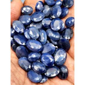 Offre en gros : Lot de 64 pierres précieuses saphir bleu facettées, pierres précieuses en vrac, cristaux et pierres pour bijoux - Product Image 1