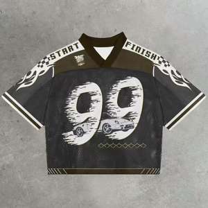 T-shirt de sport vintage personnalisé à col en V, imprimé numérique, style hip-hop américain, respirant, séchage rapide, léger, pour club de football et rugby - Product Image 2