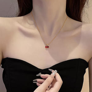 लक्जरी आला डिजाइन बर्गंडी चेरी पेलेंट हार सोने की प्लेटेड नाजुक चोकर हार - Product Image 3