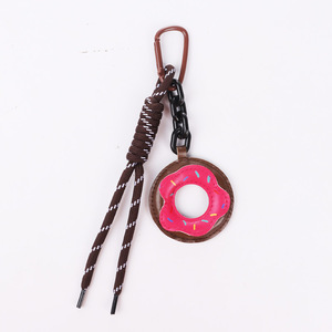 Llavero creativo de cuero PU con forma de donut, hecho a mano con cuerda trenzada, colgante para bolso, llavero de coche, llavero de lujo para mujer - Product Image 5