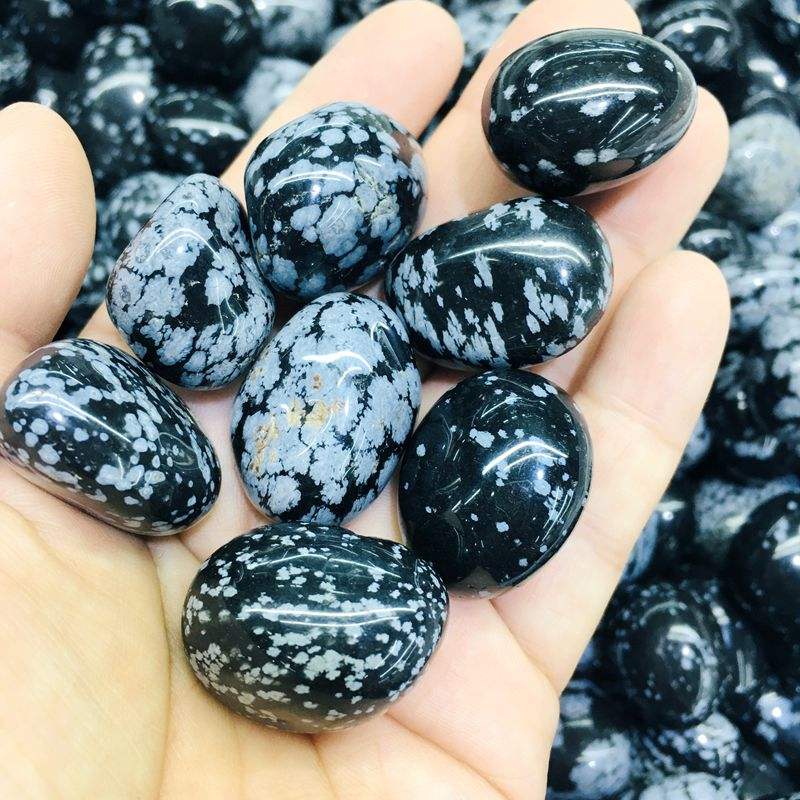 天然雪片黒曜石ヤシ雪片黒曜石クリスタルタンブル黒曜石癒し| Alibaba.com