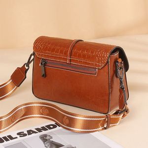 Vintage Genuine Leather <b>Tote</b> Shoulder Bag With Adjustable Handles - Product Image 3