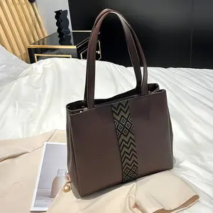 2023 New Foreign Trade Bag Women's European and American Style Handbag Large Capacity Women's Shoulder Bag