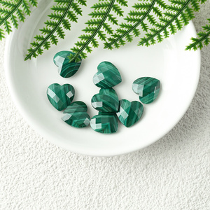 Chất lượng cao hình trái tim mặt cắt lưới bề mặt Malachite Màu Xanh Lá Cây đá quý tự nhiên lỏng đá quý đối với trang sức làm bán buôn - Product Image 2