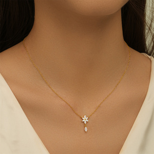 Collier tendance en argent 925 plaqué or avec pendentif œil de cheval et fleur, un best-seller - Product Image 4