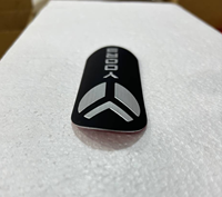 Badge de guidon de vélo en métal brossé personnalisé, emblème 3D incurvé, logo en aluminium gaufré auto-adhésif, autocollants de carrosserie à usage unique