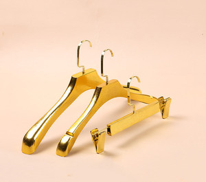 <span class=keywords><strong>Cintre</strong></span> en plastique PP <span class=keywords><strong>personnalisé</strong></span> avec logo, antidérapant, pour salle de bain, robe de mariée, veste, costume homme, manteau - Product Image 5