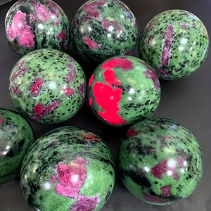 Bán Buôn Tự Nhiên Của <span class=keywords><strong>Ruby</strong></span> Trong Zoisite Sphere Chữa Bệnh Thủ Công Mỹ Nghệ Pha Lê Bóng Trang Trí Nội Thất Món Quà Khoáng Sản - Product Image 6