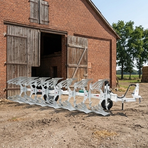 Arado de Surco Diésel de Alto Rendimiento con Engranajes y Rodamientos para Operaciones Agrícolas Corporativas - Product Image 1