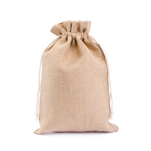 Kit de resaca de lino y yute con cordón Bolsas de regalo Kit de recuperación de viaje para niñas Bolsas - Product Image 3