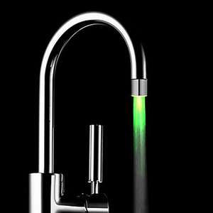 Casa Color cambiar batería automática <span class=keywords><strong>con</strong></span> <span class=keywords><strong>Sensor</strong></span> de temperatura de luz Led <span class=keywords><strong>grifo</strong></span> de agua - Product Image 1