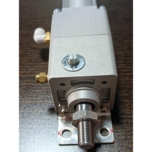 Cilindro Neumático SMC MNBL40-450-D, Cilindro de Pistón de Acero, Uso Industrial Estándar - Product Image 3