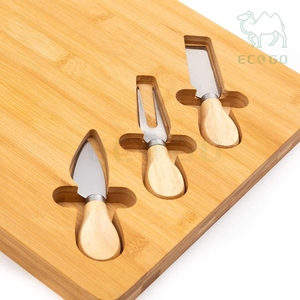 ถาดเสิร์ฟขนมหวานแบบหนาพิเศษ ทำจากไม้ไผ่ พร้อมเขียงหั่นอาหาร ชุดของขวัญเขียงชีส พร้อมมีด - Product Image 4