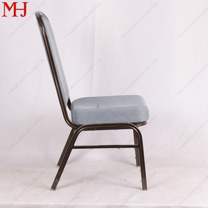 Cadeira de Banquete Empilhável Portátil de Grau Comercial com Encosto Curvo para Hotel, Salão de Conferências e Sala de Estar - Product Image 2