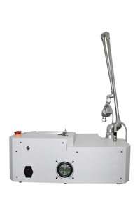 เครื่องเลเซอร์ CO2 แบบ Fractional แบบพกพา ดีไซน์ใหม่ พร้อมหน้าจอ LCD ขนาด 12.1 นิ้ว สำหรับรักษาแผลเป็นบนใบหน้าและรอยแตกลาย - Product Image 3