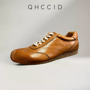 Chaussures de sport décontractées pour hommes en cuir marron à talon bas, à lacets, style rétro, confortables pour le quotidien - Product Image 2
