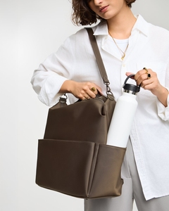 Mochila Pañalera de Nailon Personalizada para Mujeres y Hombres, Mochila Convertible Ligera para el Trabajo, Viajes y la Crianza Diaria - Product Image 4