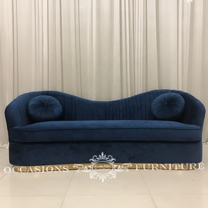 Divano in velluto a forma di cuore in tessuto morbido per ospedale o officina domestica - Product Image 1