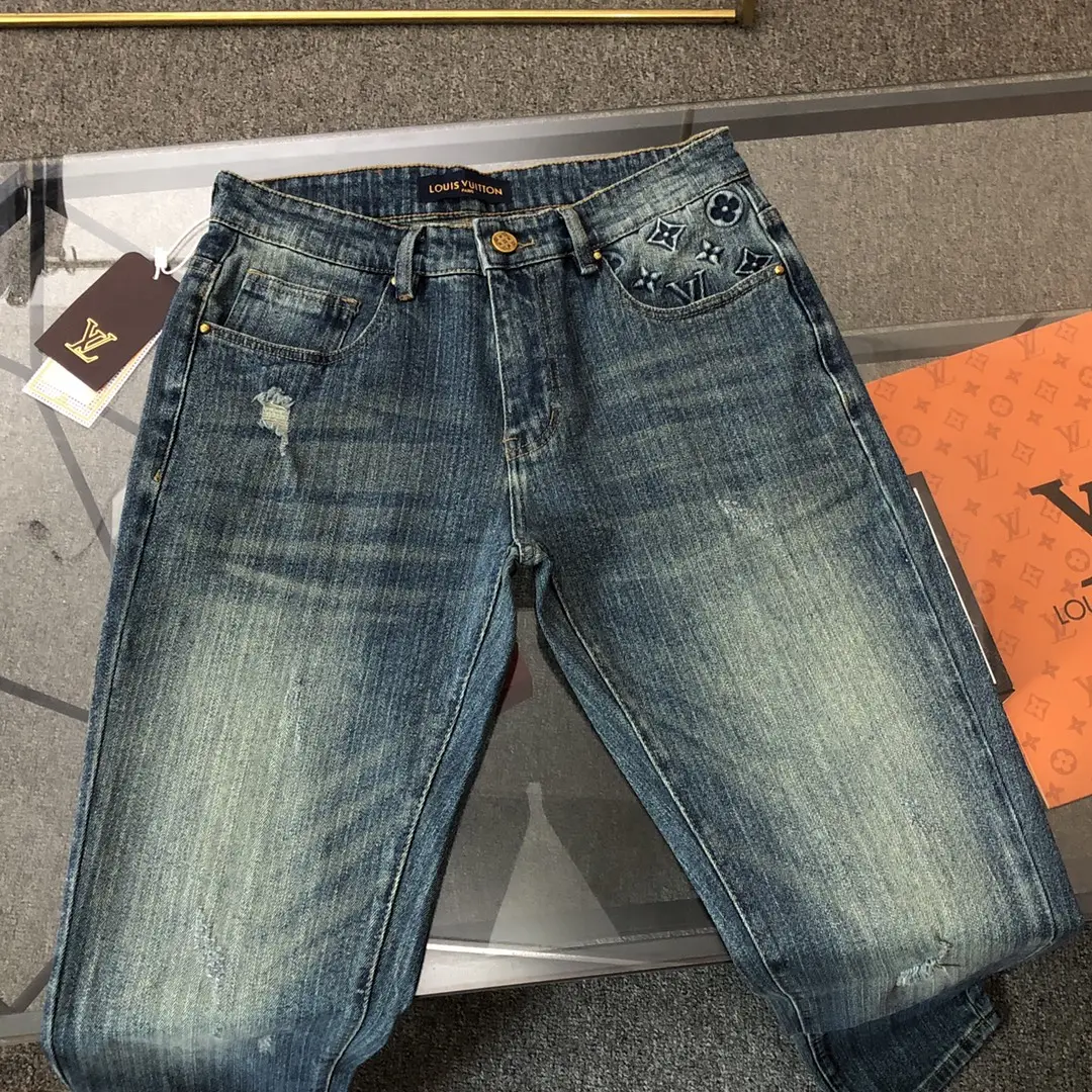 Wholesale men's elastic denim 2024 spring/summer trend blue black men's jeans new loose straight leg men's jeans