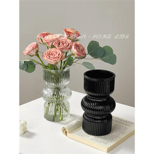 Jarrón de Vidrio Estilo Campestre Francés Meran Home Life, Decoración Hidropónica Negra para Sala de Estar y Mesa de Comedor - Product Image 1