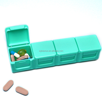 Caja organizadora de vitaminas de 4 rejillas de color sólido grueso barato de fábrica, contenedor de medicamentos, caja de almacenamiento de medicamentos portátil a prueba de humedad