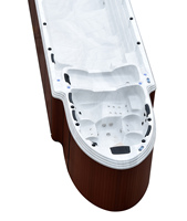 Piscine extérieure sans fin de 11,8 m, autoportante, en acrylique et fibre de verre, avec spa de massage à remous d'air intégré et drain.