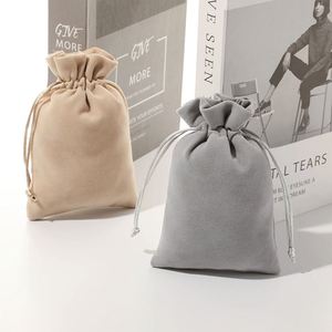 Bolsa de Terciopelo al por Mayor, 10x15cm, con Logotipo Personalizado, Bolsa de Terciopelo de Lujo, Bolsa de Regalo Exquisita para Joyas, Relojes, Navidad - Product Image 6