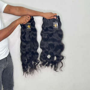 Lot d'extensions de cheveux humains indiens bruts, ondulés et lisses, alignés naturellement, non traités, pour la vente en gros - Product Image 2