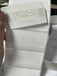UHF RFID Tags with LEDs, Passive Remote <b>Illuminating</b> Anti-tampering Tags, Project Localization for Library Archives and Book Man - Product Image 1
