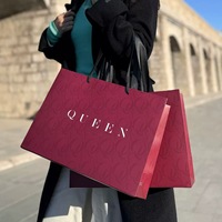 Sac à main en papier kraft imprimé avec logo personnalisé, écologique, impression numérique de luxe, sac cadeau haut de gamme, sac de shopping tendance