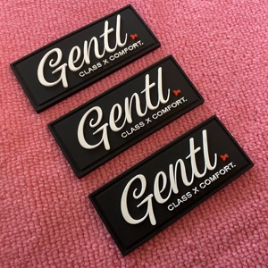 Étiquette en caoutchouc de silicone cousue, logo en relief 3D, emblème en caoutchouc pour sacs - Product Image 3