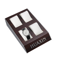 HUAXIN Meilleure Vente Présentoir à Montres en Bois MDF 16, 20, 25, 30 Emplacements avec Anneau en C et Coussin