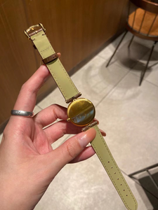 Reloj mecánico automático moderno y elegante con diamantes incrustados, correa de piel de vaca con diseño de cocodrilo marrón - Product Image 3