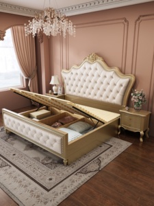 Lit capitonné européen Queen Size en similicuir beige avec tête de lit et sommier à ressorts intégré - Product Image 2