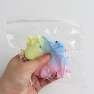 ของเล่นบีบยูนิคอร์นสีรุ้ง ทำจาก TPR นุ่ม บรรเทาความเครียด สำหรับเด็กและผู้ใหญ่ - Product Image 3
