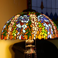 Lampe de table haut de gamme avec verre coloré teinté Style Tiffany Base en cuivre pur abat-jour glycine lampe décorative en verre artistique