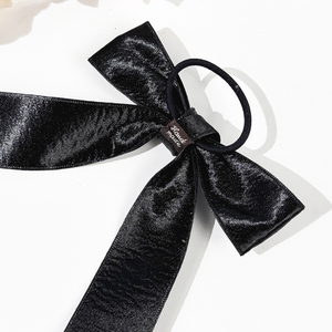 ชุดโบว์ติดผม SASA Festive - สีเงินประกาย, สีชมพูอ่อน และสีดำคลาสสิก ผ้าซาตินแบบรัดผม คลิปหนีบผมแบบสั่งทำพิเศษ - Product Image 4