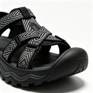 Sandalias de exterior con correa tejida jacquard personalizadas OEM/ODM, puntera cerrada, hebilla ajustable, entresuela gruesa con amortiguación de ondas, antideslizantes y resistentes. - Product Image 3
