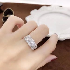 Bagues de fiançailles et de mariage Xinfly personnalisées en or pur 18 carats avec diamants naturels double rangée 1,0 ct, gages acceptés - Product Image 2