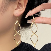 Boucles d'Oreilles Pendantes Ligne Torsadée Or Tendance 2024 Vague Spirale Métallique pour Femme Bijou Cadeau Fête d'Anniversaire ou de Danse