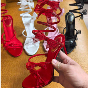 Sandalias de tacón floral con diseño de serpiente en el tobillo para mujer, elegantes y a la moda para el verano. - Product Image 3