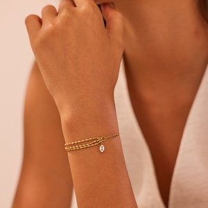 Bracciale Tennis con Charm a Cuore in Zircone, Placcato <span class=keywords><strong>Oro</strong></span> 18K PVD in Acciaio Inossidabile, Gioiello Delicato da Regalo - Product Image 2
