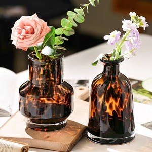 Vase en verre de style moderne et luxueux, pot de fleurs hydroponique en verre pour table, décoration vintage - Product Image 1