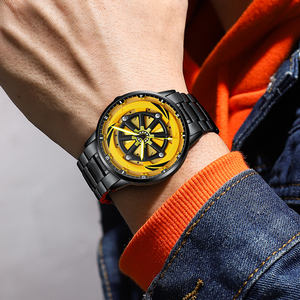 Envío de la gota Creative Anime Wheel Hub Watch Tridimensional Hollow Men's Watch Reloj de cuarzo genuino de gama alta - Product Image 5