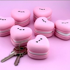 Juguete Creativo de Botón de Teclado Descompresivo con Diseño de Macaron de Amor, Impreso en 3D con PLA, Colgante para Mochila y Llavero - Product Image 3