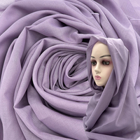 Vente en gros de tissu en mousseline de soie de polyester teint, hijab musulman, écharpe, motif tissé, respirant et confortable, design uni, certifié EN pour filles