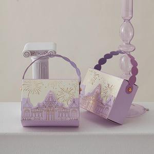 [En Stock] Creative Château <span class=keywords><strong>De</strong></span> Mariage Boîte <span class=keywords><strong>De</strong></span> Bonbons À Main Boîte D'emballage <span class=keywords><strong>De</strong></span> Bonbons Feux D'artifice Or Estampage Logo Impression <span class=keywords><strong>Princesse</strong></span> Boîte - Product Image 4