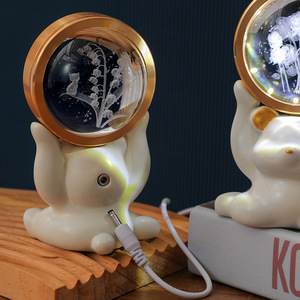 Veilleuse créative en forme de petit ours, gravée en 3D, style européen, en résine synthétique, boule de cristal, ornement de bureau, décoration de chambre - Product Image 3
