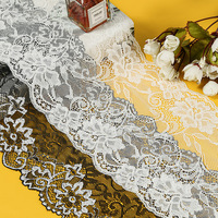 Vente en gros de tissu écologique à ourlet de jupe ondulée en dentelle de nylon à haute élasticité avec des techniques de tissage pour sacs